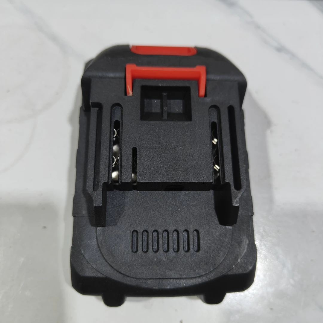 (牧田插脚)21V电动工具电池一个（5节电芯，部分地区快递发不了）