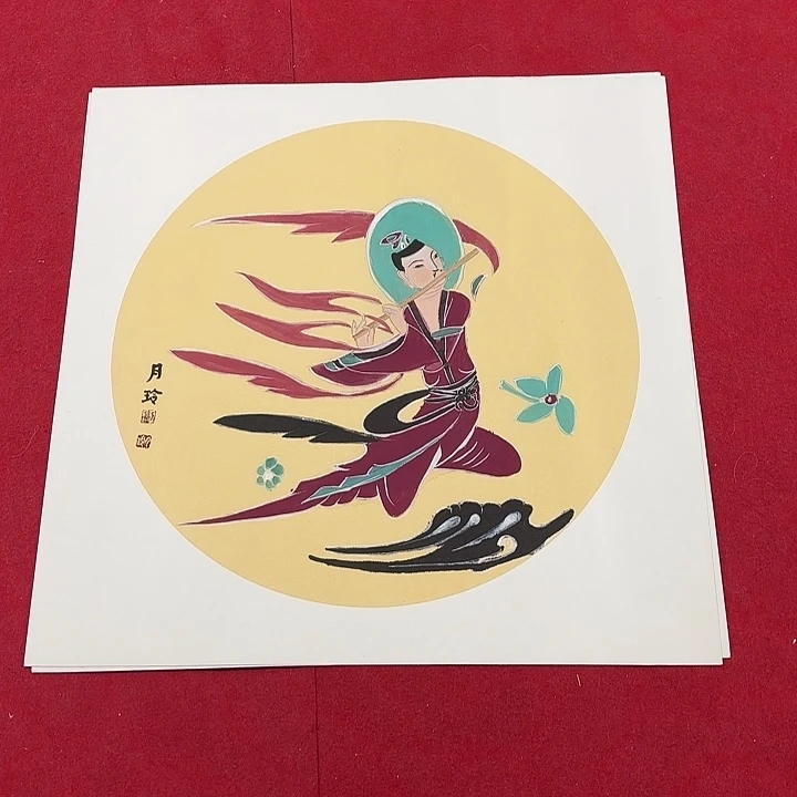 国画花鸟等图案为一体的