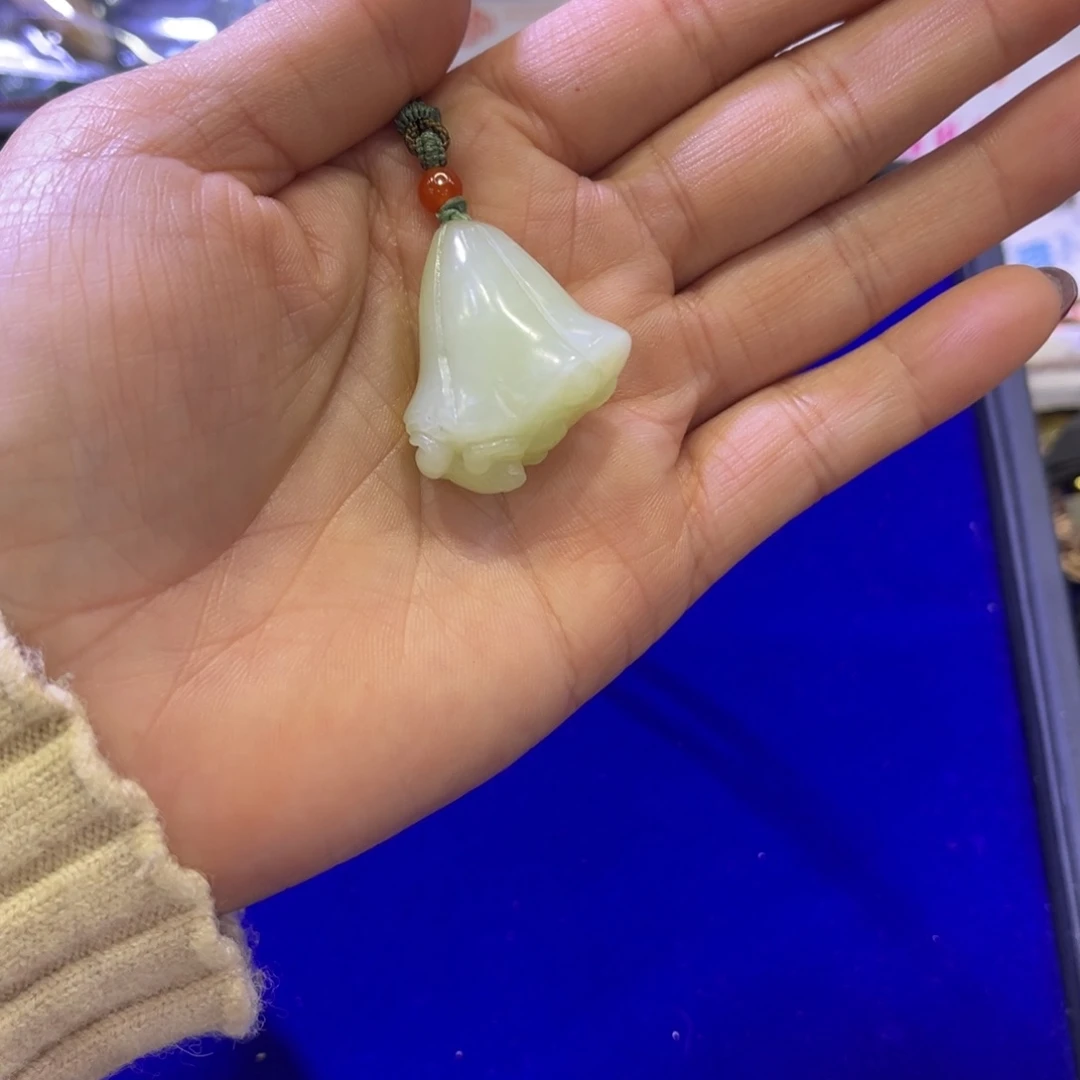 和田玉颈饰未镶嵌?****?