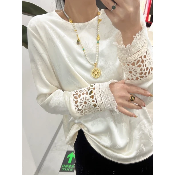 ［文静家］春季袖口镂空圆领套头国风打底衫小衫女