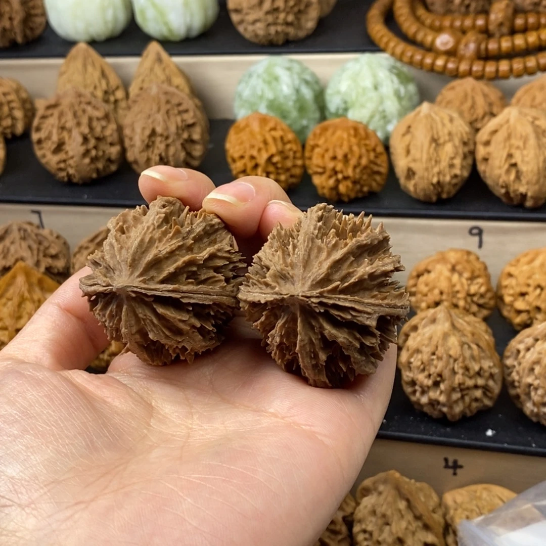 文玩核桃把件扎手灯笼38