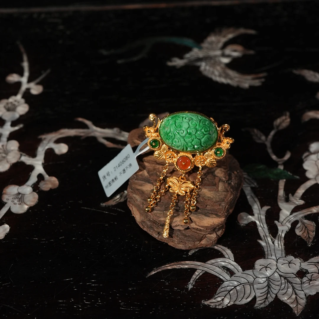 2.10香港王老板-翡翠镶嵌戒指4e136