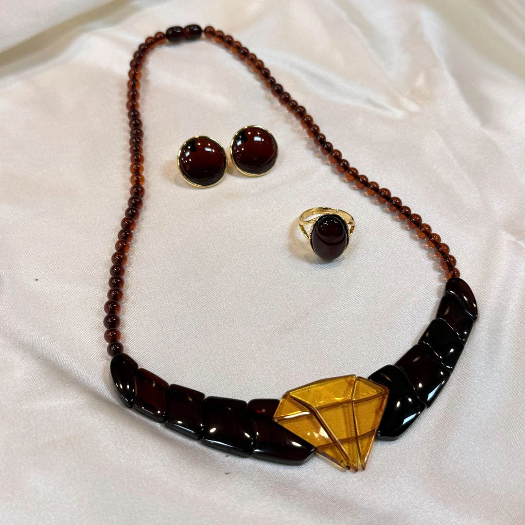 乔美琥珀首饰精美套装三件套