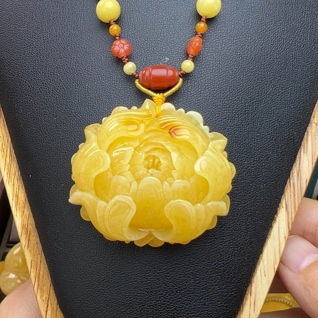 蜜蜡吊坠(赠链)未镶嵌