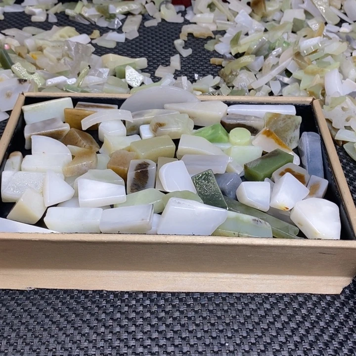 和田玉（糖玉）珠宝半成品未镶嵌焰