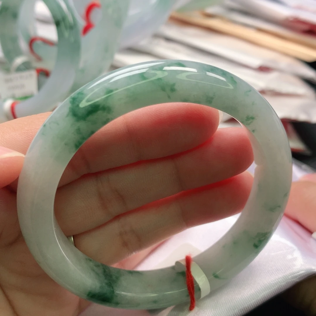 翡翠未镶嵌手镯缅甸54.55