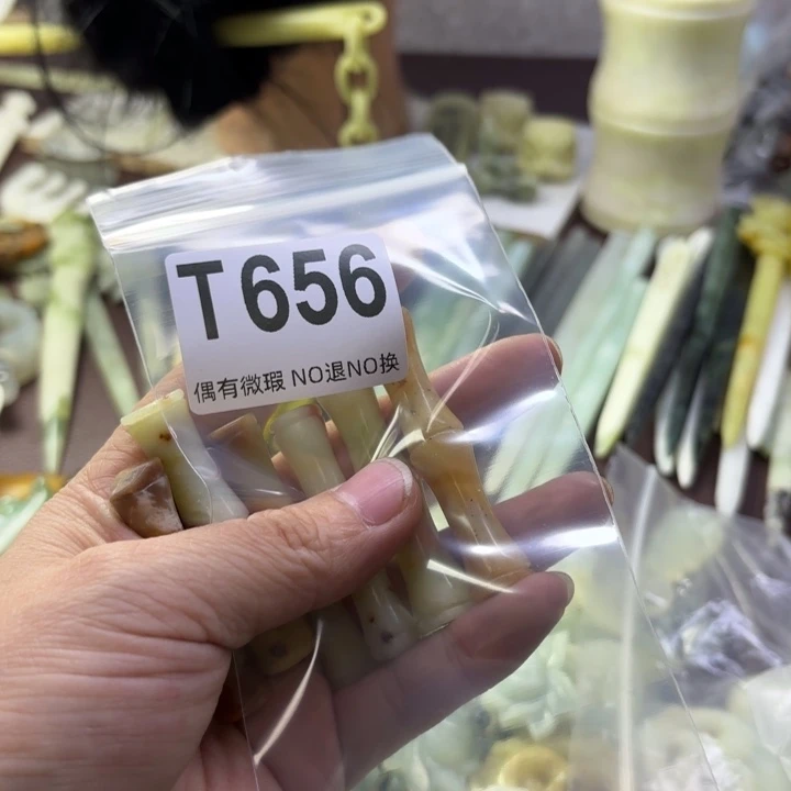 蛇纹石玉发饰合金冰*娃