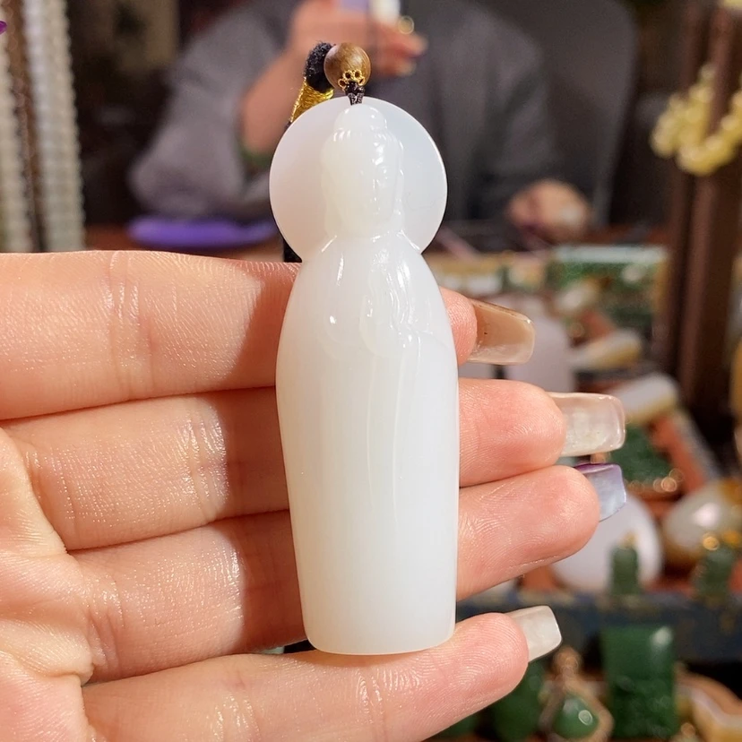 【闪购商品】吊坠(赠链)未镶嵌和田玉