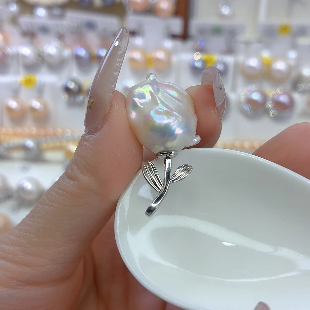 合金淡水珍珠颈饰