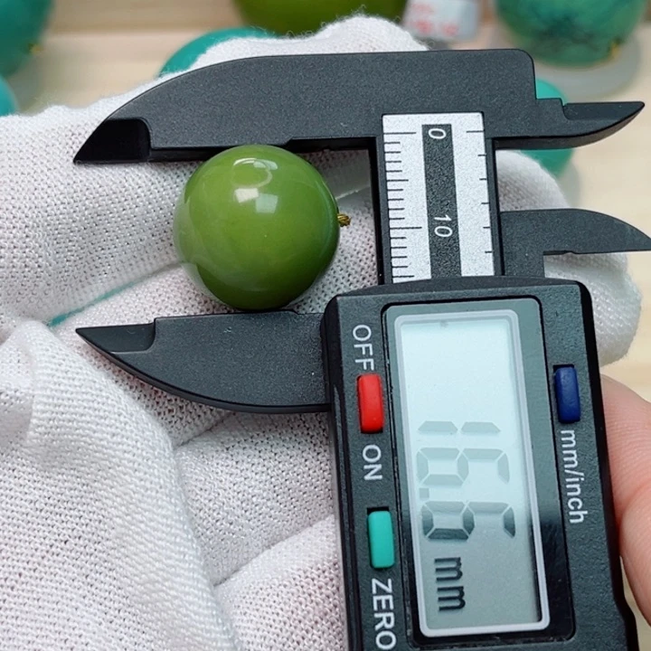 绿松石未镶嵌珠宝