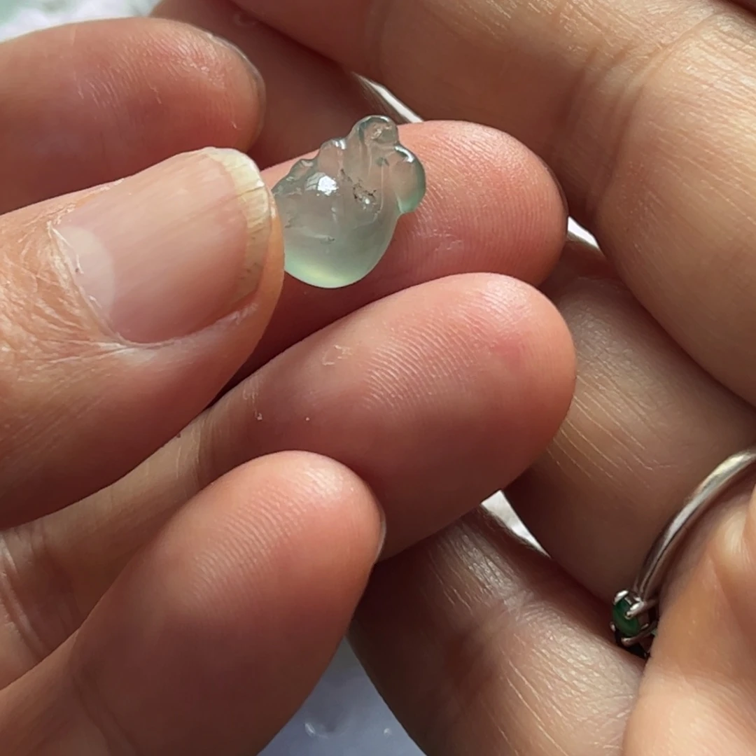 定制翡翠未镶嵌天鹅
