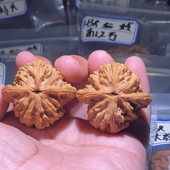 但***愿吊坠文玩核桃39全品毕业虎头