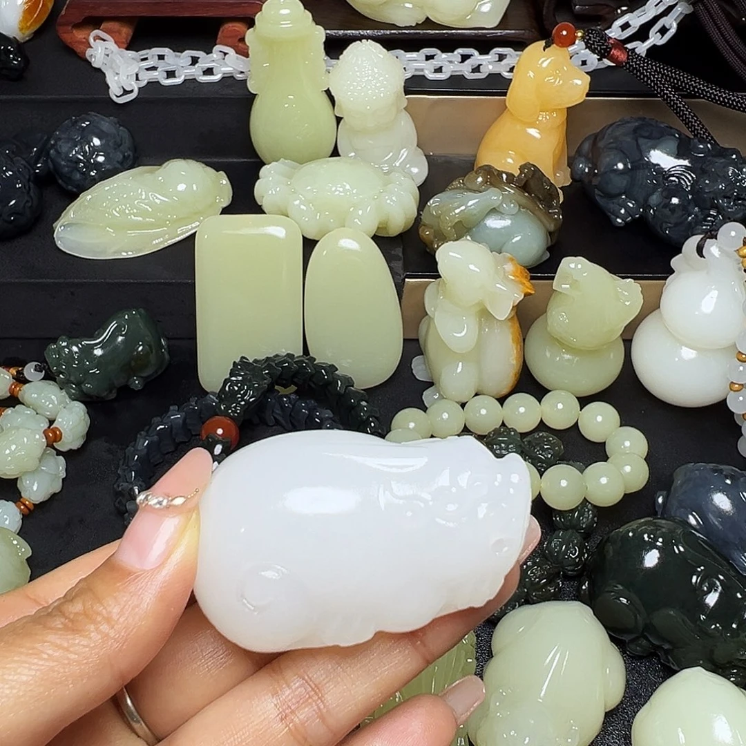 诚***修软玉未镶嵌把件新疆天然精品料子