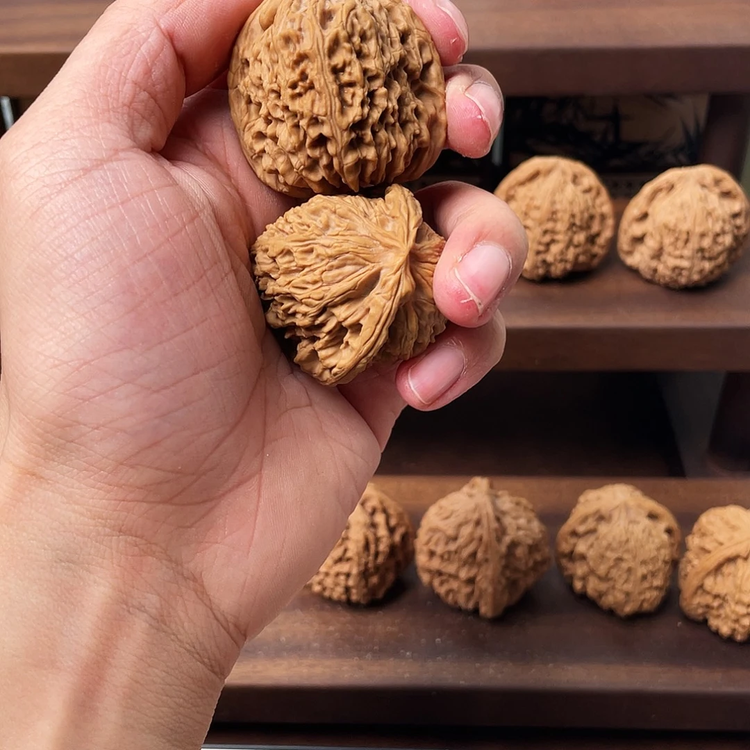 文玩核桃吊坠南疆石