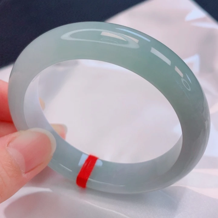 翡翠未镶嵌手镯53。54