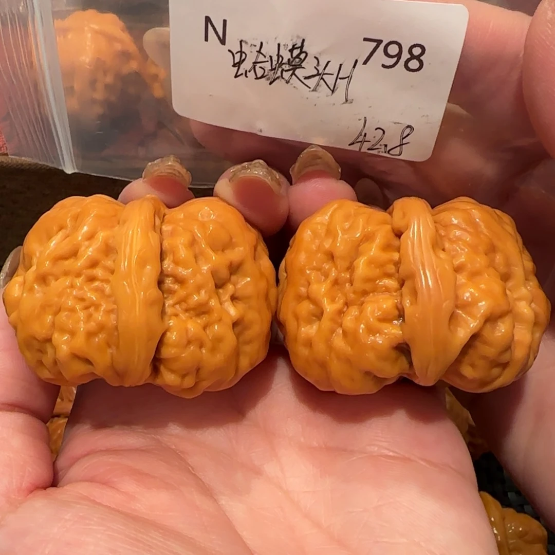 桃核吊坠隔**王蛤蟆头42精品