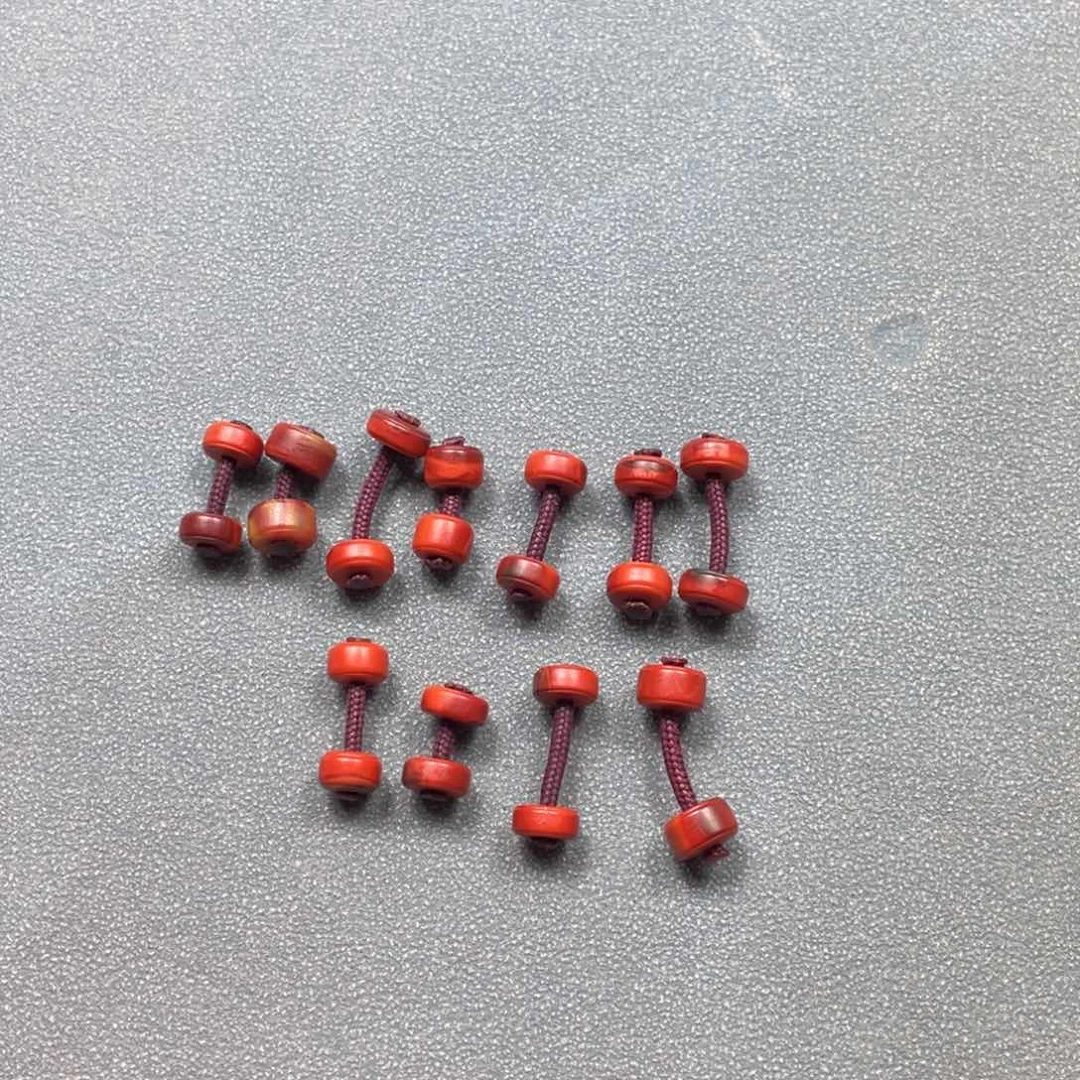 南红玛瑙隔片未镶嵌喵****?