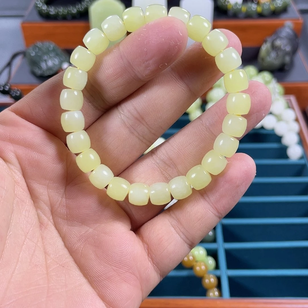 和田玉未镶嵌颈饰〇*