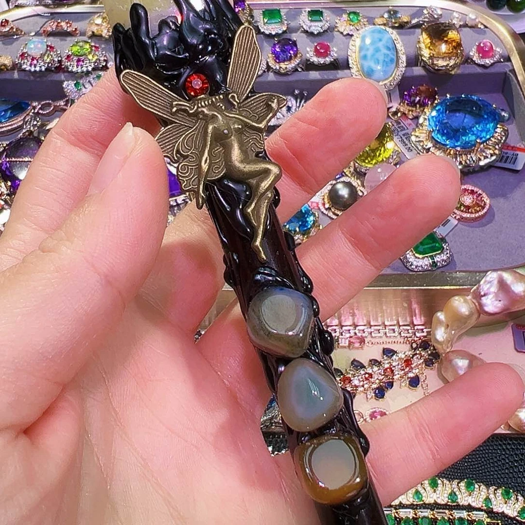 未镶嵌珠宝半成品水晶J***s