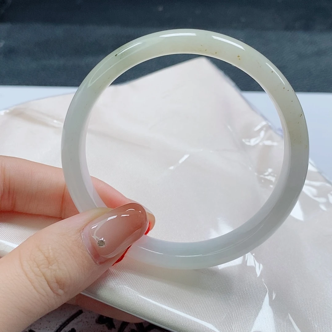 【闪购商品】未镶嵌手镯翡翠532号