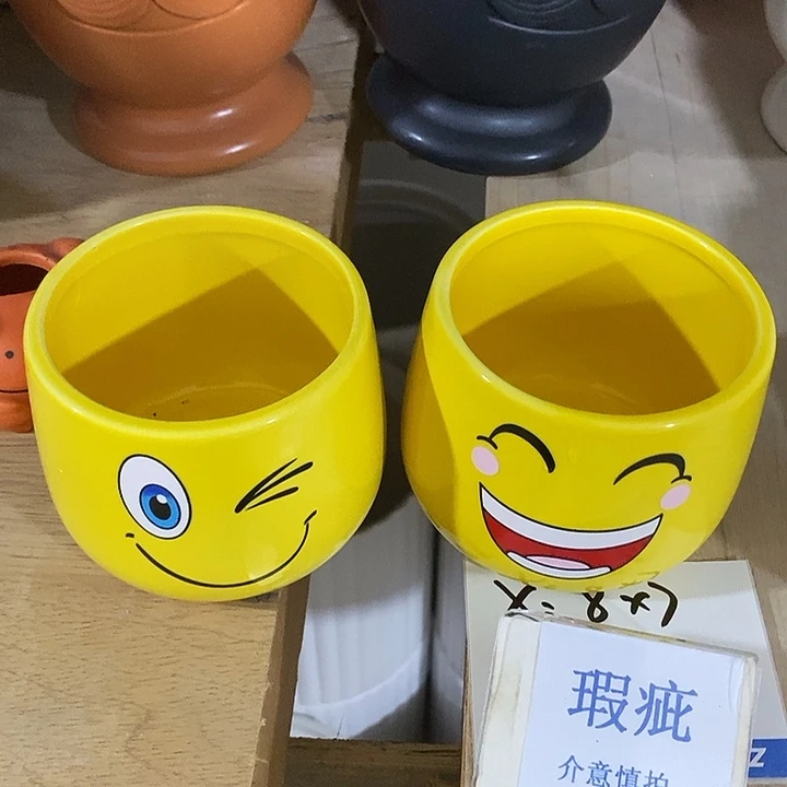 紫砂花盆多肉瑕疵盆有孔。