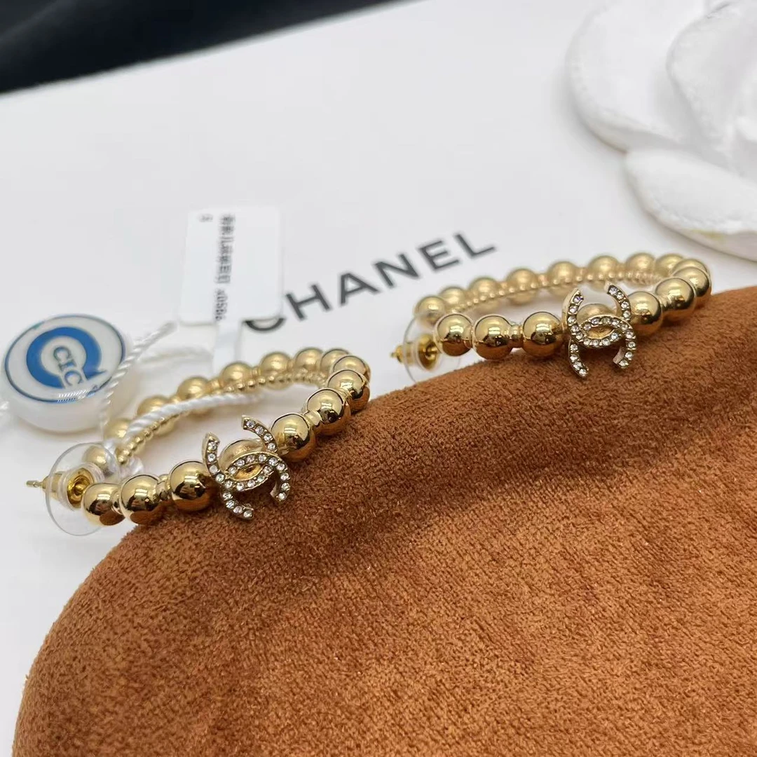 95新 Chanel/香奈儿 香奈儿半圆双c耳钉/x05865