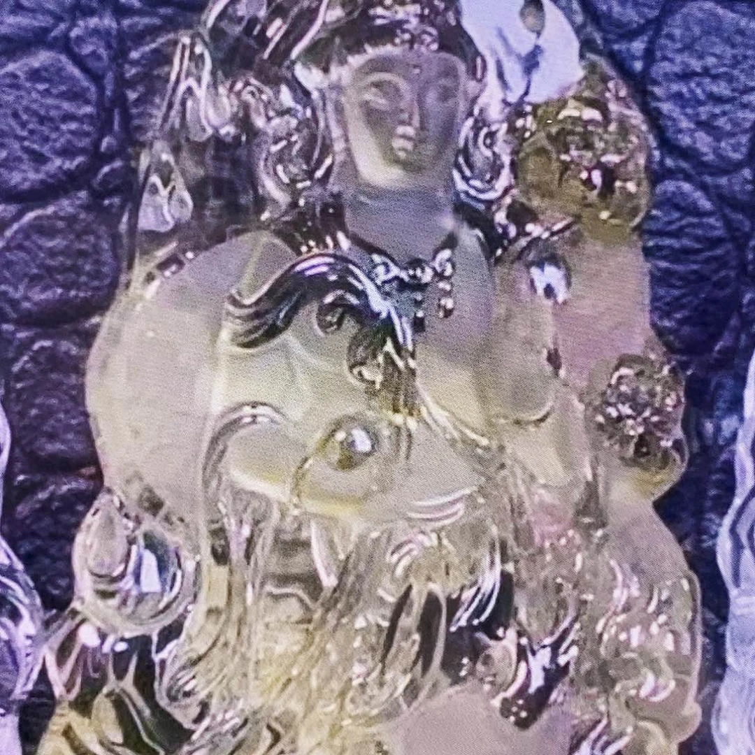 颈饰未镶嵌水晶吊坠