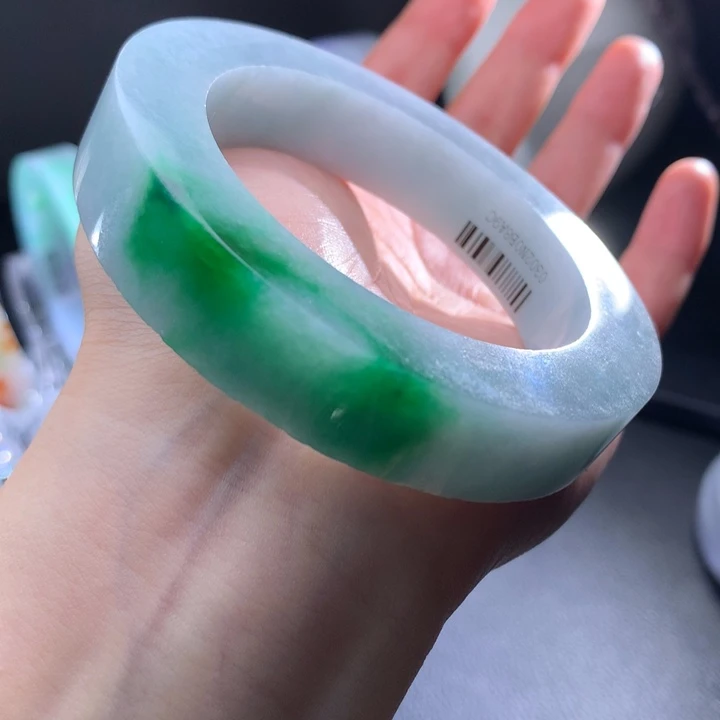 定制翡翠圆条未镶嵌