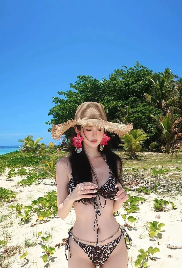 欧美性感辣妹豹纹比基尼小胸绑带分体半身长裙三件套度假风泳衣女