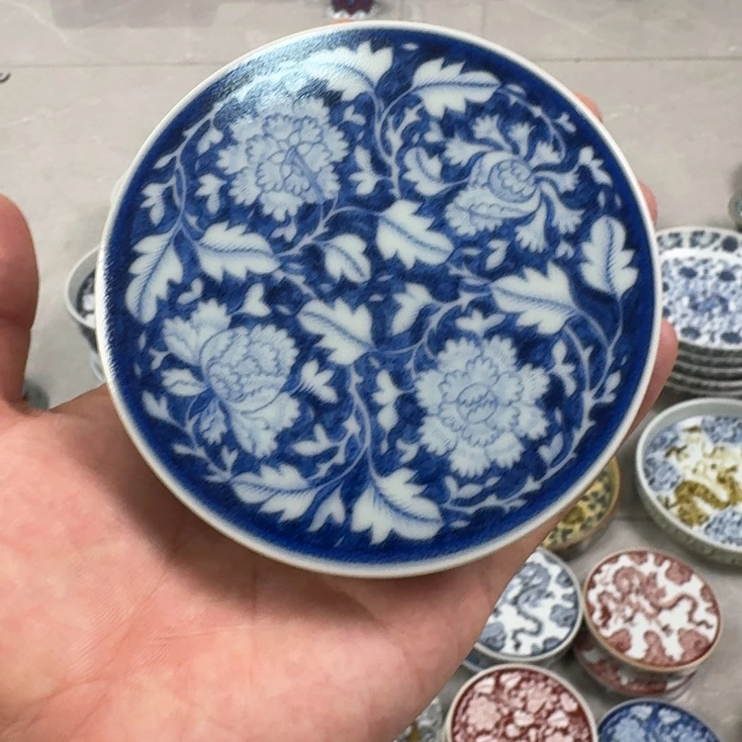 杯青花国色天香盖置
