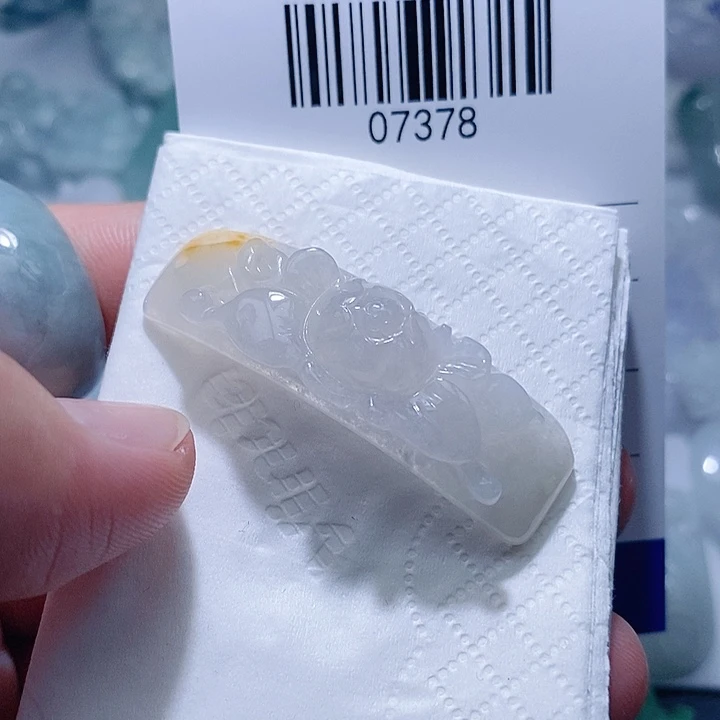 翡翠未镶嵌颈饰天光墟翡翠市场现金代购