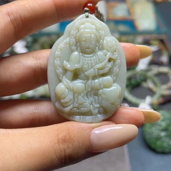 和田玉未镶嵌颈饰