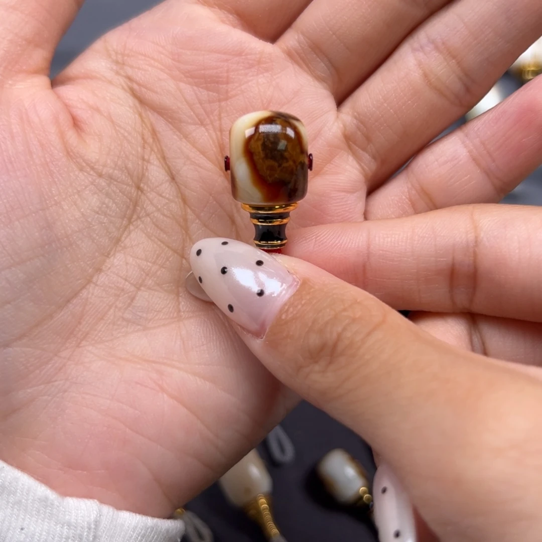 琥珀未镶嵌裸石12mm