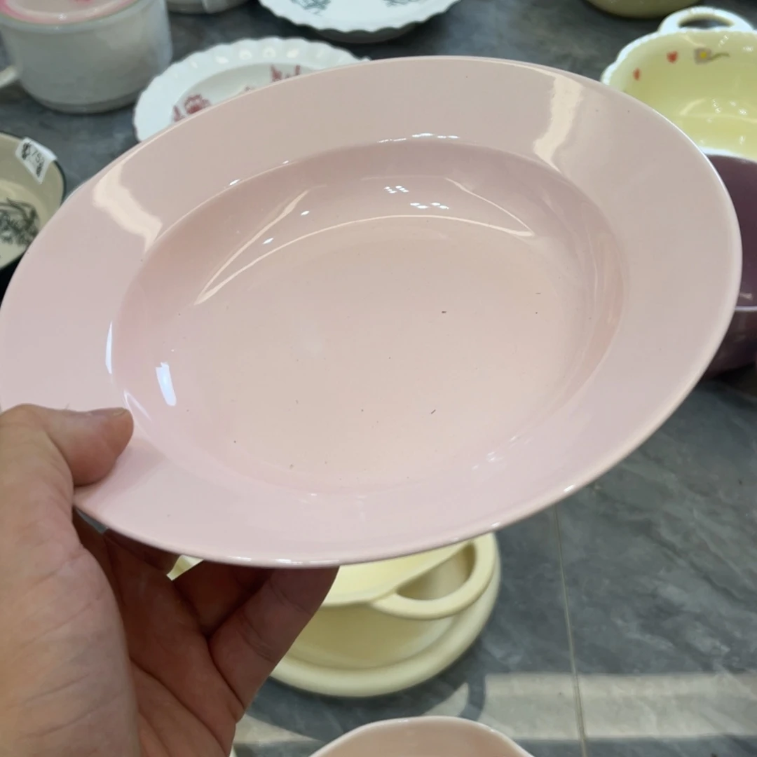 陶瓷微瑕餐具介意勿拍，满18飞！