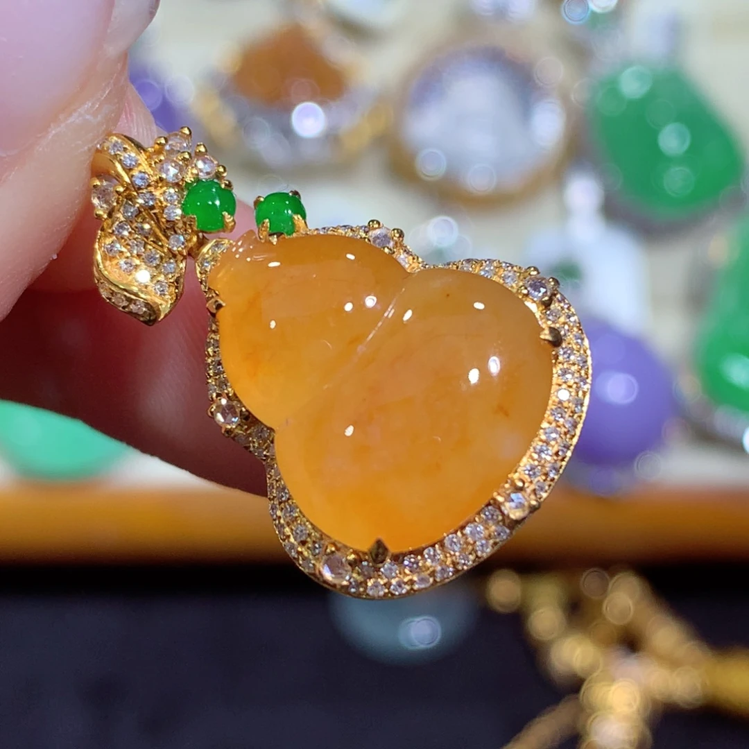 翡翠18K金镶嵌吊坠(不含链)