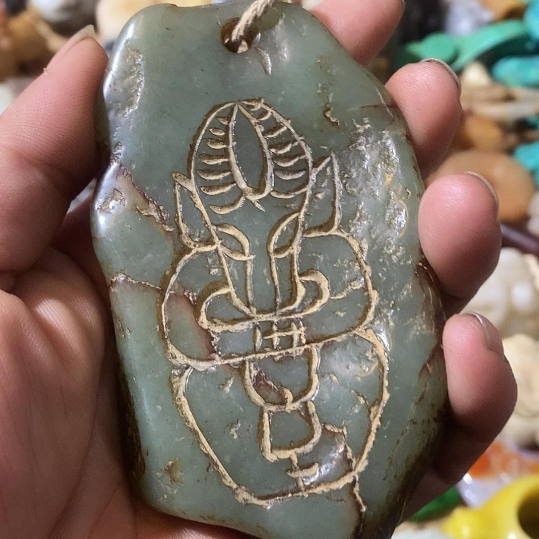 和田玉（糖玉）未镶嵌挂件