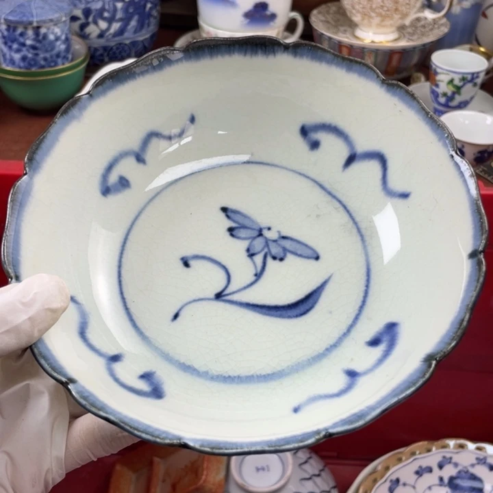 他家瓷器真美…开播了