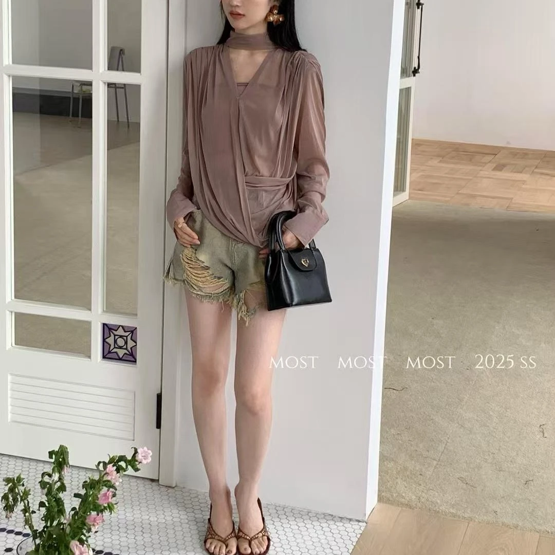 901685（mosu.新款）法式V领飘带宽松轻薄吊带上衣