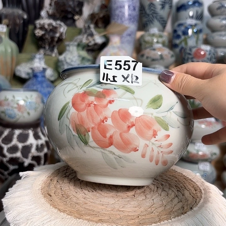 有孔 景德镇纯手绘陶瓷 E557 口微瑕介意勿拍