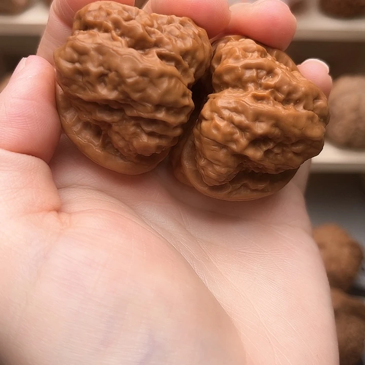 文玩核桃把件蛤蟆头40