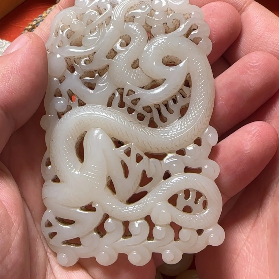 括***号和田玉未镶嵌挂件