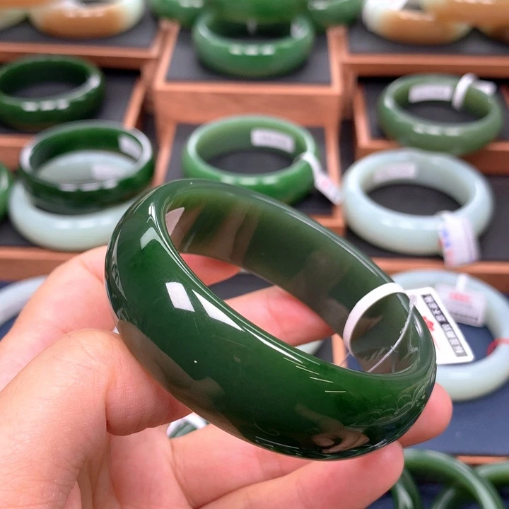 未镶嵌手镯和田玉（碧玉）58