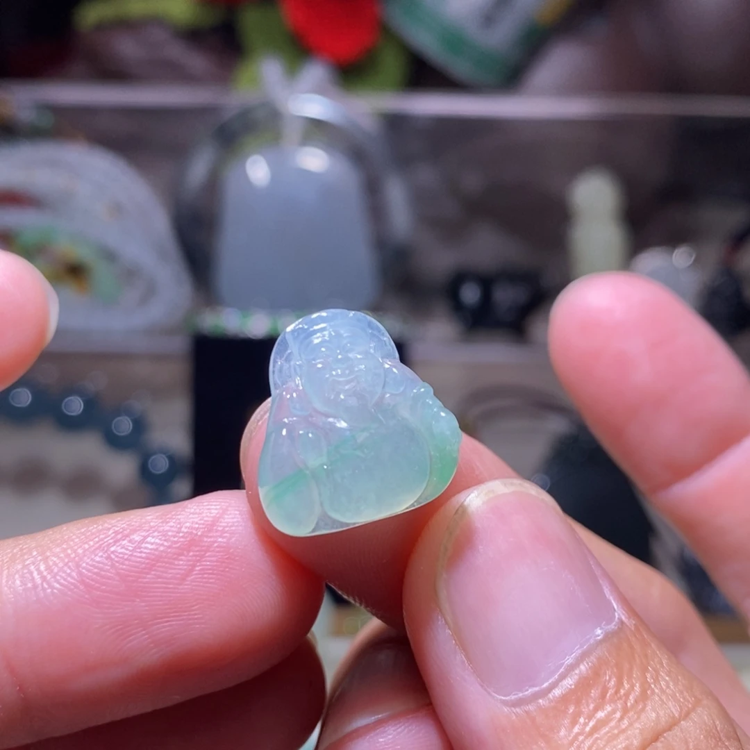 天然缅甸A货翡翠糯冰种飘金丝绿手工精雕财神爷招米米女士小精品