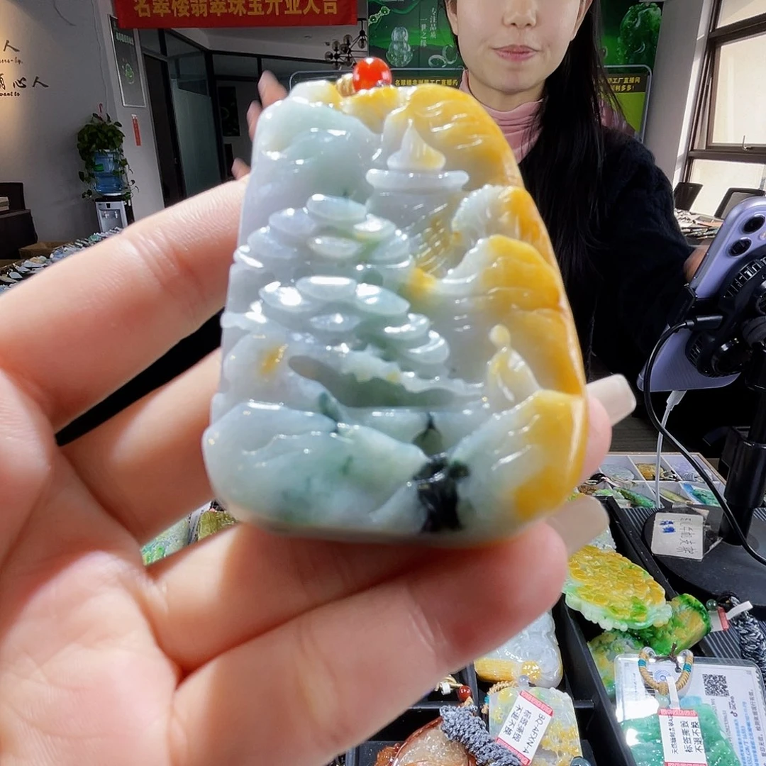 颈饰未镶嵌翡翠一