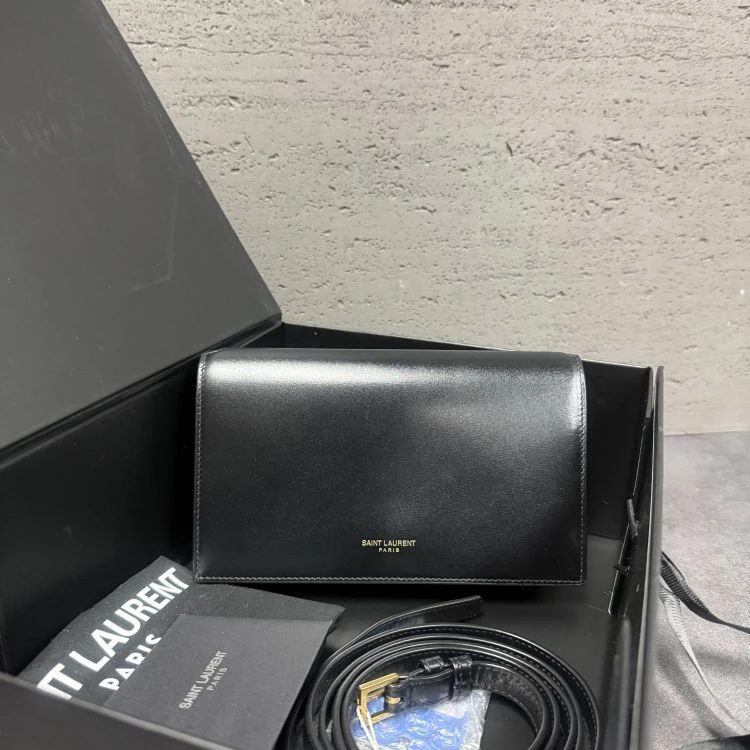 95新/圣罗兰/C18679335636/[PY1224B0024]