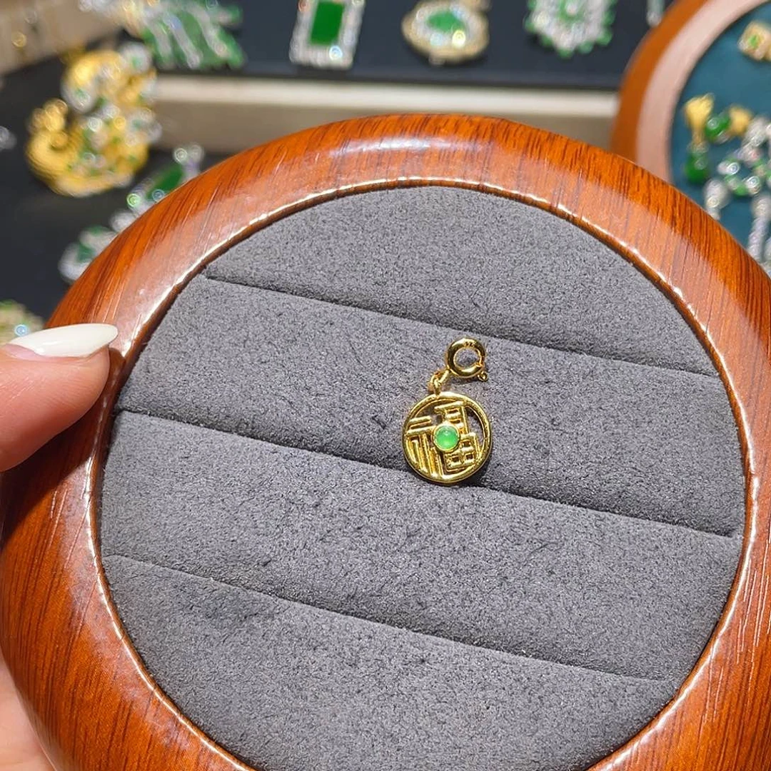 颈饰银S925镶嵌翡翠