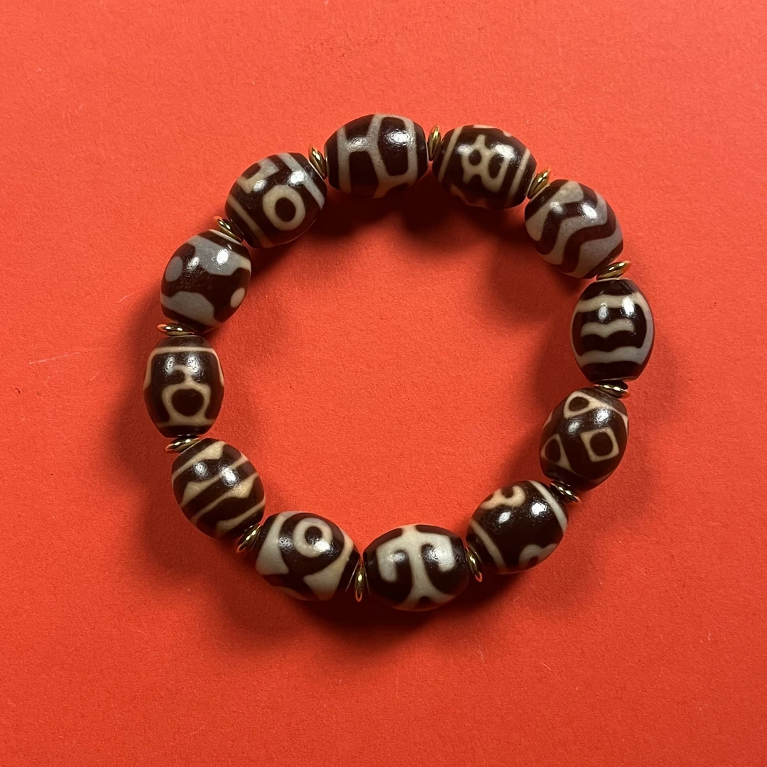 达洛多宝玛瑙手串 7010