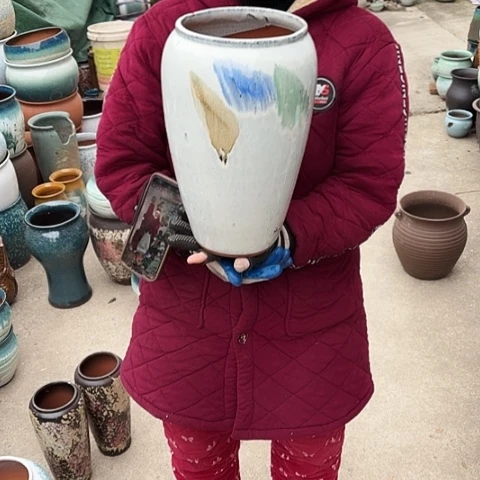 口17高33瑕疵盆子。