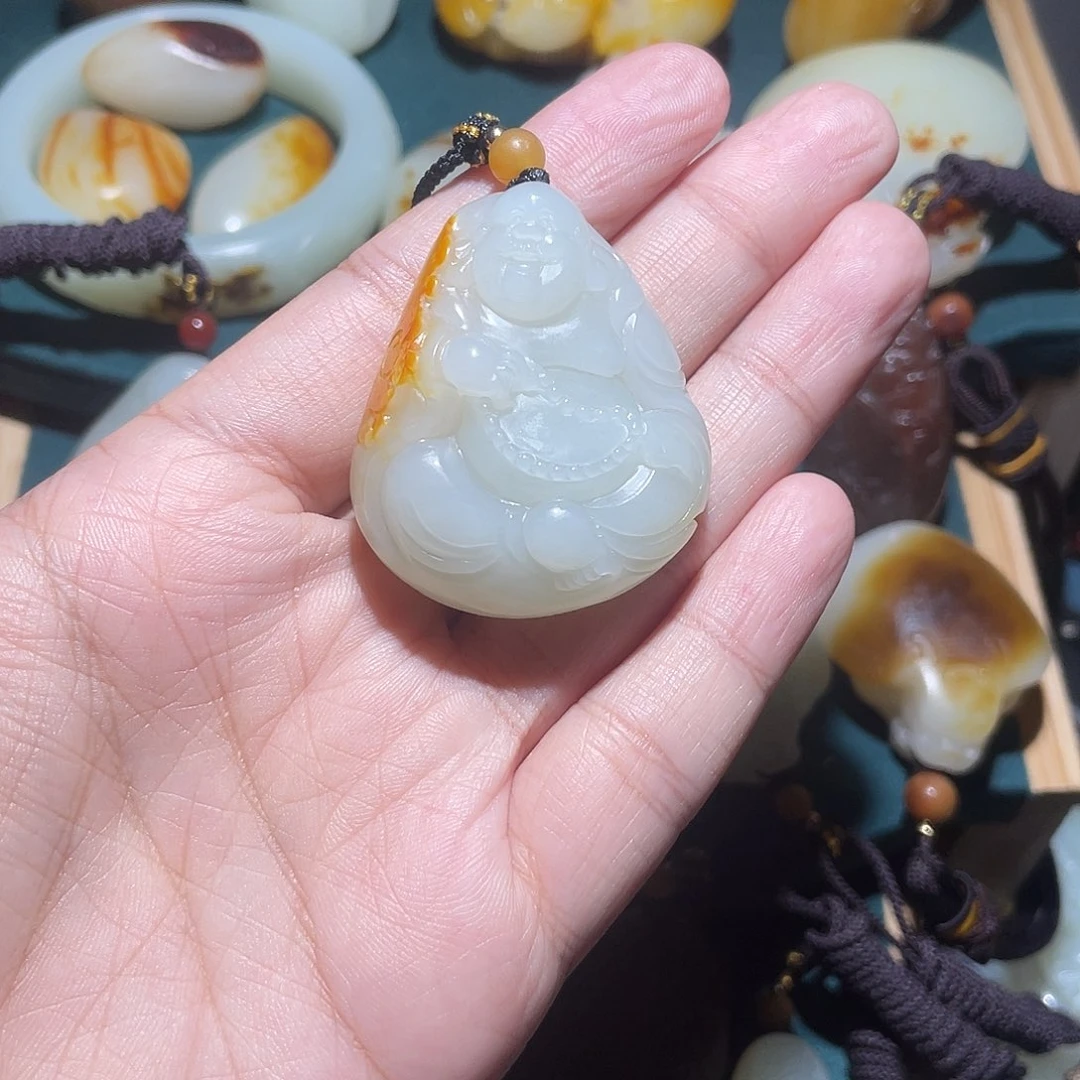啊***我颈饰未镶嵌和田玉