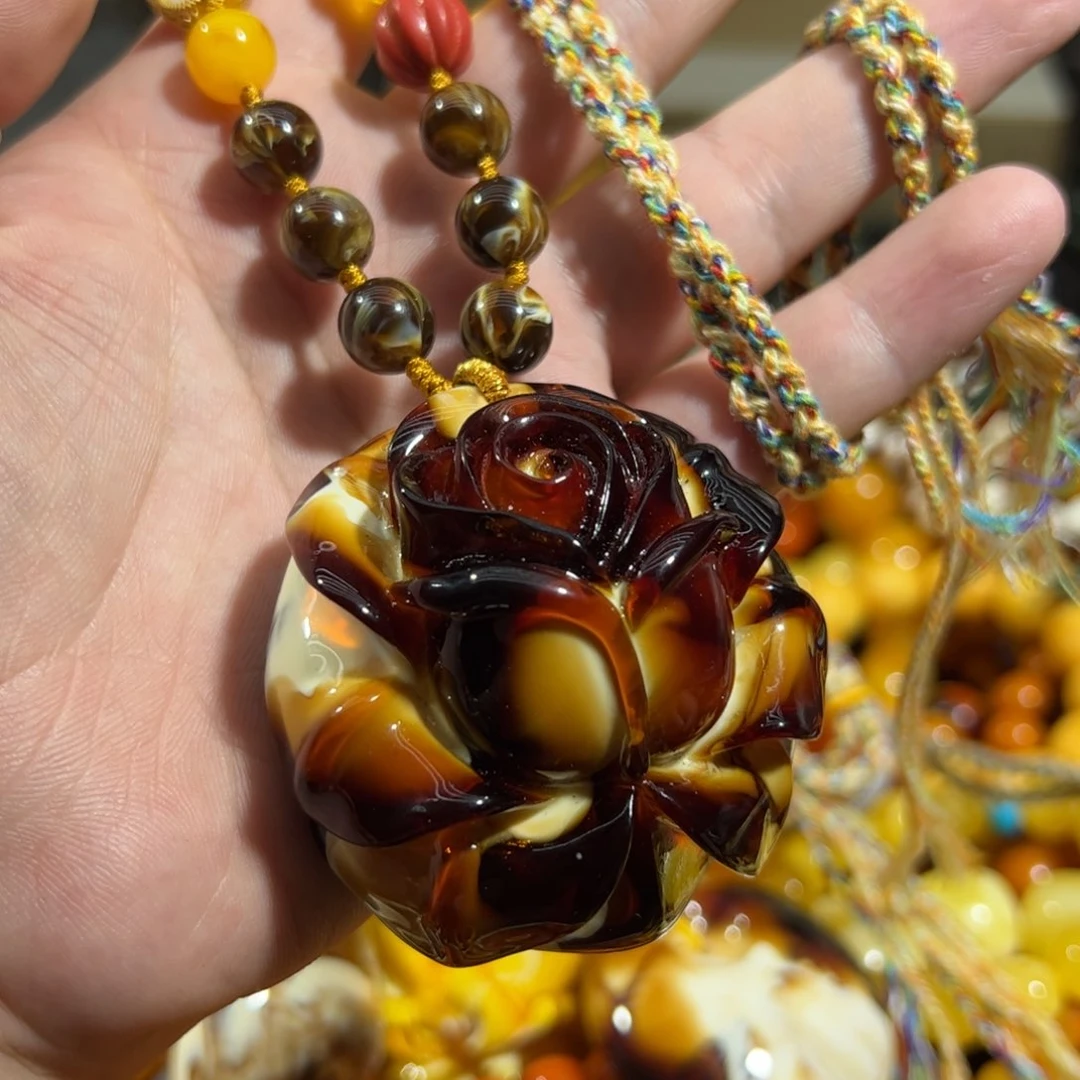 未镶嵌琥珀手链s***a玫瑰花